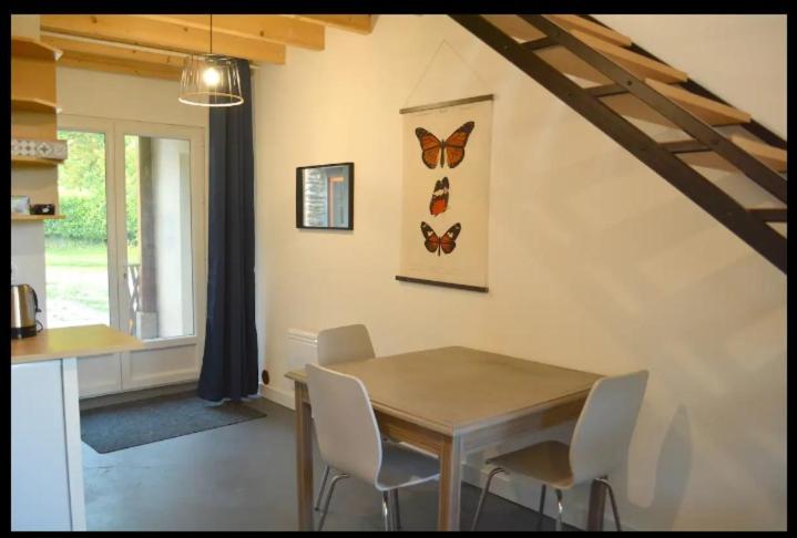 Bed and Breakfast L'Atelier De La Blanchardiere 49520 Le Tremblay Экстерьер фото